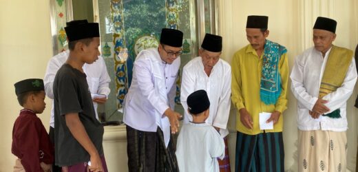 Kepala Desa Sindangheula Laksanakan Program Jumat Keliling di Masjid Jami Al-Ikhlas Kp. Beluwen