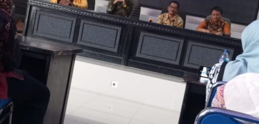 Ratusan Guru Honorer di Pandeglang Belum Bisa Cairkan Honor Sertifikasi, Terkendala SK Bupati