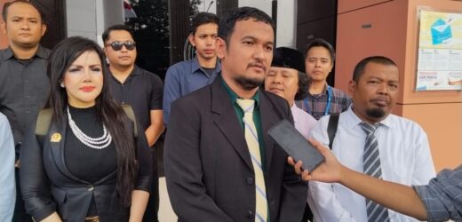 Hadiri Sidang Dualisme Ketua Karang Taruna Kabupaten Serang, Barbie Kumalasari Berikan Dukungan pada Pihak Penggugat