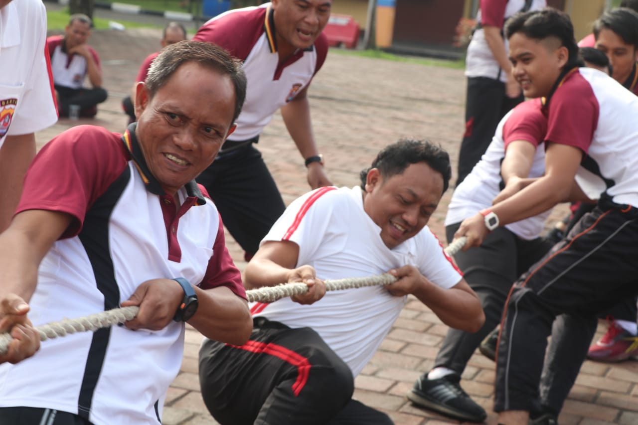 Polres Lebak Gelar Perlombaan di Lapangan Mapolres Lebak Sambut HUT Bhayangkara ke-79