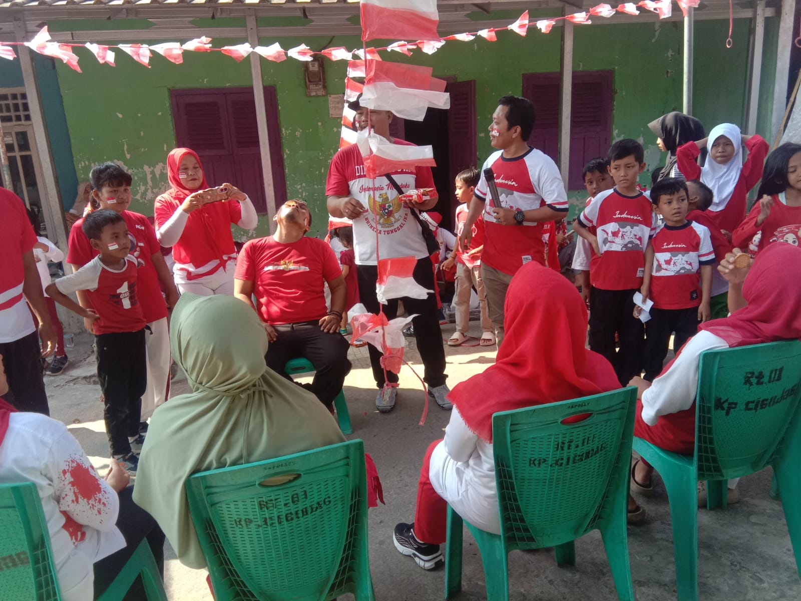 Warga Cidodag ,Desa Harjatani Meriahkan HUT RI Yang Ke – 80 Tahun Dengan Adakan Perlomabaan