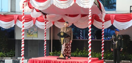 Menteri Nusron dan Wamen Ossy Ikuti Seluruh Rangkaian Upacara Peringatan Hari Kemerdekaan ke-80 Republik Indonesia