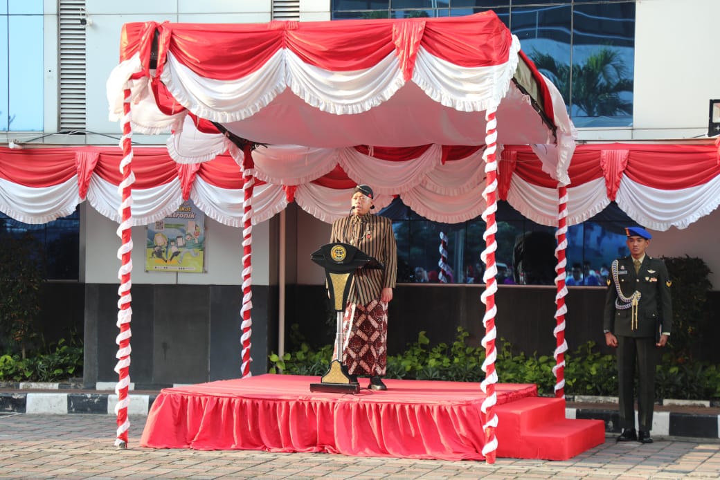 Menteri Nusron dan Wamen Ossy Ikuti Seluruh Rangkaian Upacara Peringatan Hari Kemerdekaan ke-80 Republik Indonesia