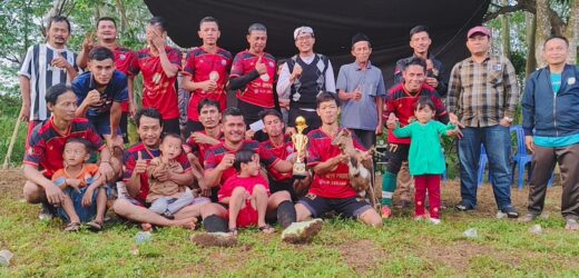 Final Turnamen Sepakbola Oplosan Jelupang Wetan Sukses, Kepala Desa Sindangheula Apresiasi Panitia dan Pemuda