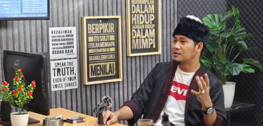 Mahasiswa Harus Fokus: Masalah Kita Adalah Wakil Rakyat, Bukan Polri.