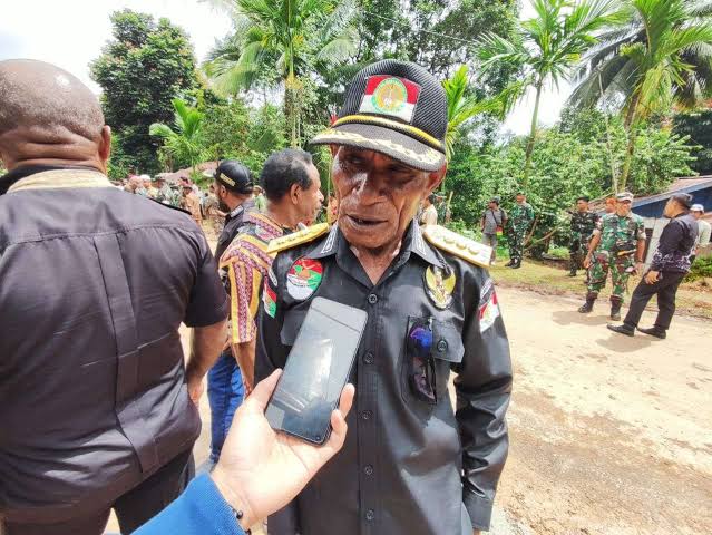 Ketum LMA Kab, Boven Digoel Minta: MK Segera Tetapkan Roni Omba – Marlinus, Sebagai Bupati dan Wakil Bupati Terpilih