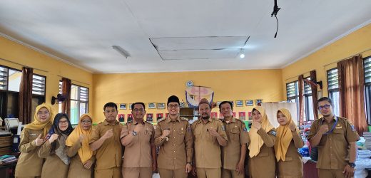 Dorong Kemajuan Pendidikan di Desa Sindangheula, Kades Suheli Jalin Silaturahmi ke Lembaga Pendidikan