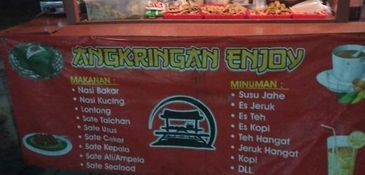 Angkringan enjoy tempat muda mudi cocok untuk arena berkumpul serta diskusi santai