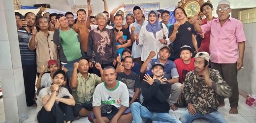 Reses Anggota DPRD Provinsi Banten Kombes Pol (P) Hj.Jasmarni SE :  Serap Aspirasi di Kampung Cikepuh Kec.Serang Kota Serang