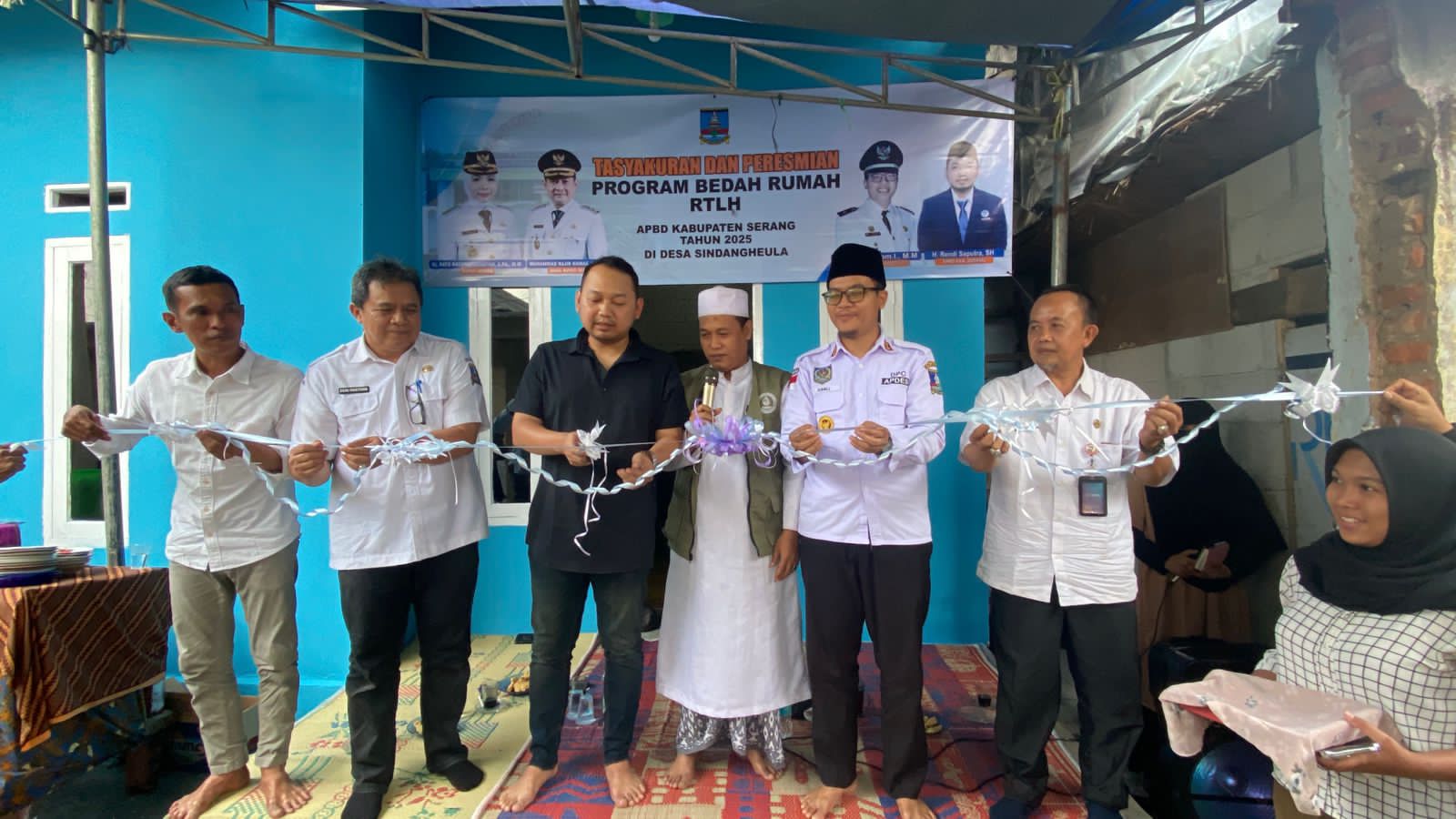 Kepala Desa Sindangheula dan Anggota Dewan Resmikan RTLH APBD 2025 di Kp. Pasir Kedung