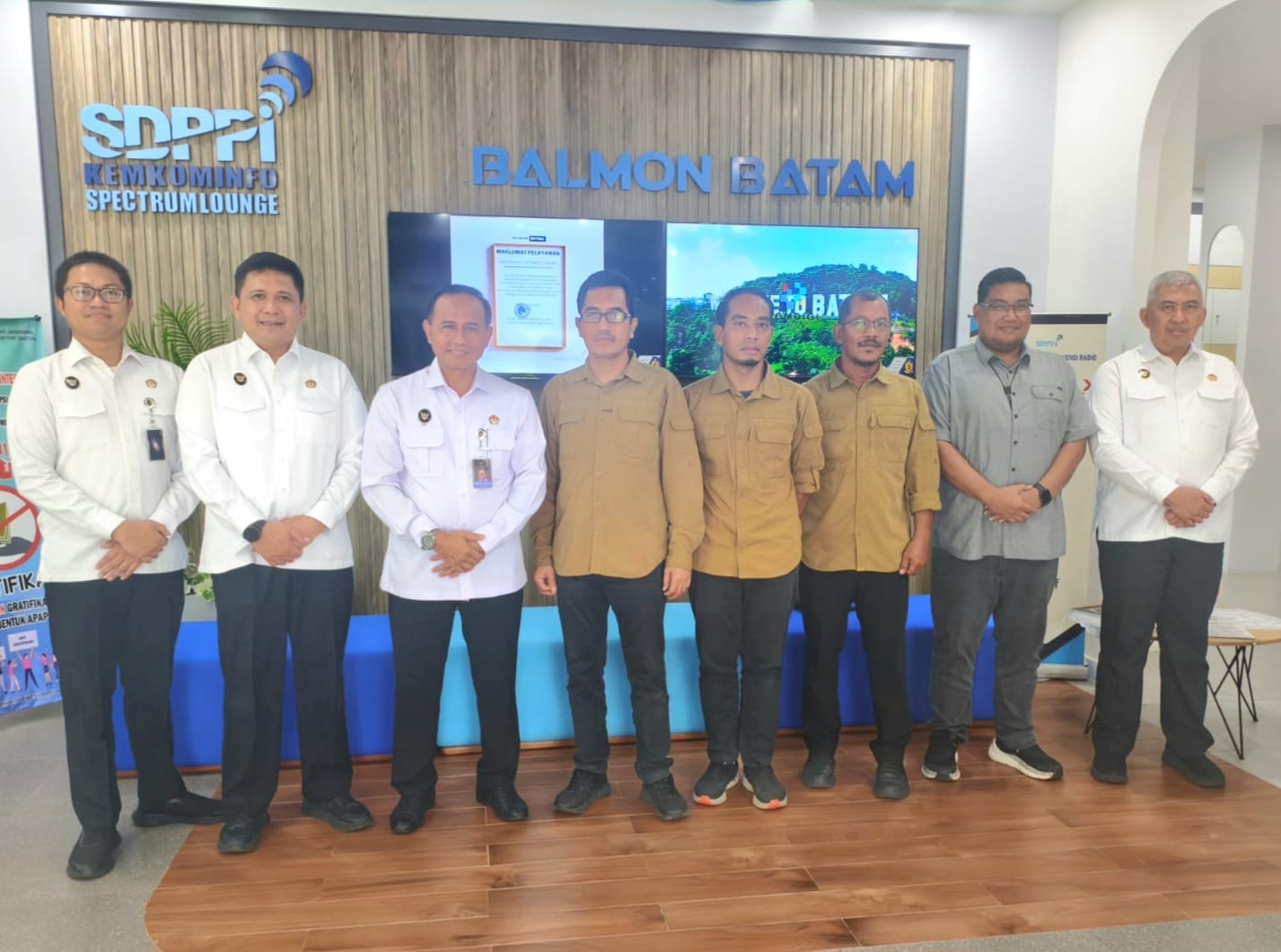 Kemenko Polkam Tinjau Balmon Batam, Perkuat Pengawasan Spektrum dan Kedaulatan Digital Perbatasan