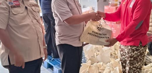 Dinas Sosial Provinsi Banten dan FK Tagana Gerak Cepat Distribusikan Bantuan Banjir di Kabupaten Serang
