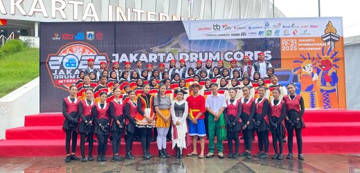 SMPN 15 kota serang raih piala bergilir ajang sound sport Senior class jakarta Drum Corps internasional