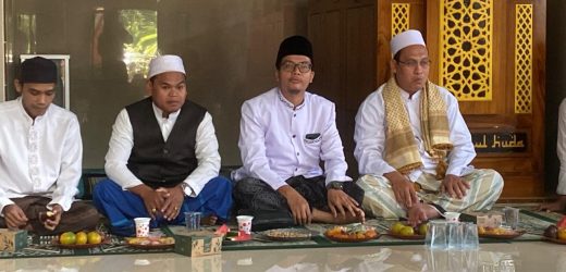 Pengajian Rutin Bulanan Tingkat Desa di Kp. Ciwatu Tutup Akhir Tahun 2025
