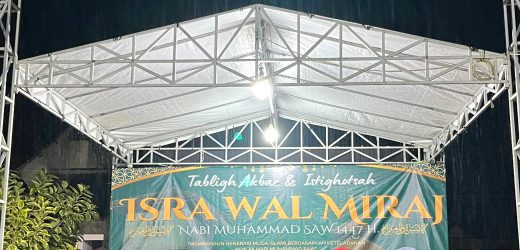 Tabligh Akbar dan istigosah.isra wal miraj link kasunyatan antusias walau di guyur hujan rintik rintik