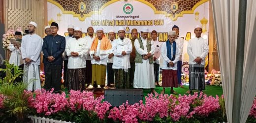 Pondok Pesantren Al-Barokah Gelar Isra Mi’raj dan Tasyakuran Khotmil Qur’an ke-4, Dihadiri Kades Sindangheula