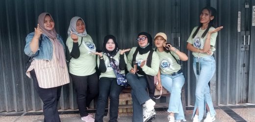 Komunitas sahabat Banten semangat bagikan 150takjil Ramadhan bentuk kepedulian Antar sesama