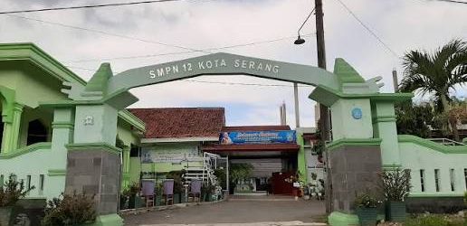 Dugaan Pungli di SMPN 12 Kota Serang, Wali Murid Dikenakan Biaya Foto dan Map Ijazah