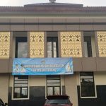 Dikonfirmasi Berulang Kali, Kadis Dukcapil Kabupaten Serang Terlihat Menghindar dari Wartawan