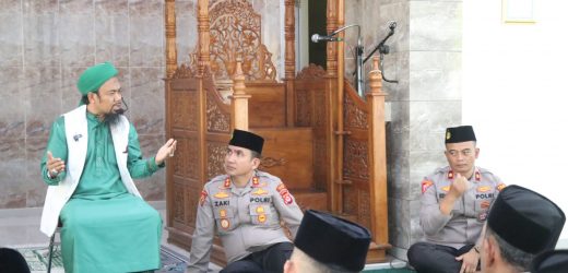 Siraman Rohani di Masjid Al Fitrah Polres Lebak, Personil Antusias Ikuti Ceramah Ustadz Abdurahman