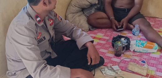 Jatuh dari Ketinggian Diduga Sakit, Pekerja Proyek Gudang di Cibadak Lebak Dievakuasi ke Puskesmas