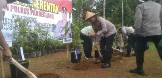 Polres Pandeglang Tanam 4.000 Pohon Endemik di Jalur PT Villa Emas Gunung Pulosari