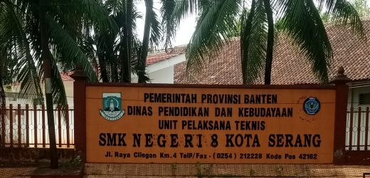 Acara perpisahan SMKN8 kota serang pihak sekolah alergi terhadap media/wartawan