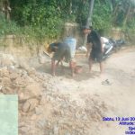 Proyek Rekonstruksi Jalan  CILOWONG – GEDEG Senilai Rp.14.6 Miliar di Taktakan  Ditemukan Patah, Regulasi K3 dan jenis  matrial  Terdokumentasi