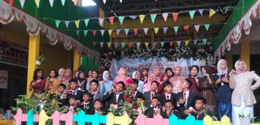 Pelepasan Dan Pentas seni siswa siswi SDN Kramatwatu3 berlangsung meriah penuh apresiasi orang tua murid