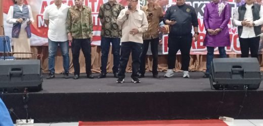 Hasan Basri , Derektur Eksekutif Astacita Merah Putih Menghadiri Bhakti Sosial